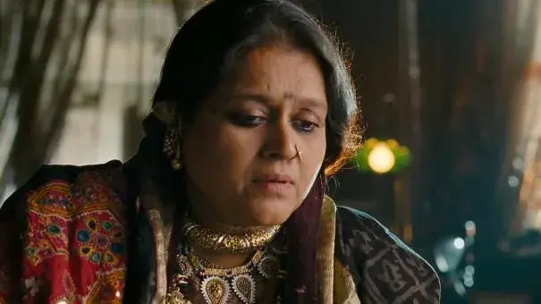 vamps of bollywood - Supriya Pathak